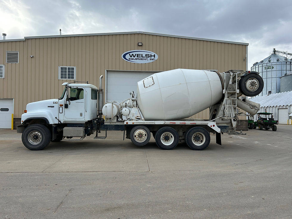 Thumbnail: (1) - 2007 IHC PayStar 5500i w/ 11 yd MTM BridgeMaster Mixer w/ 1 Pusher