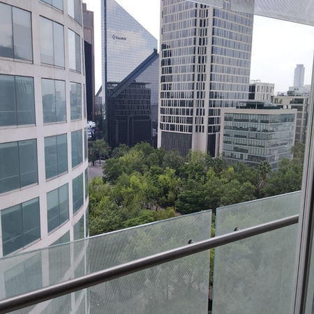 Departamento en renta de 2 habitaciones, 2.5 baños y 2 cajones de estacionamiento Código Reforma 222 Ciudad de México