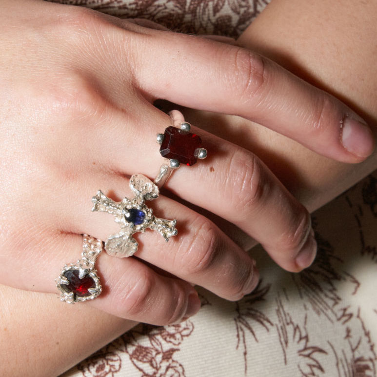 Ophelia-ring-3-_edited.jpg