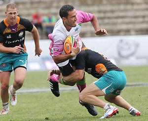 people-playing-football-3396276.jpg