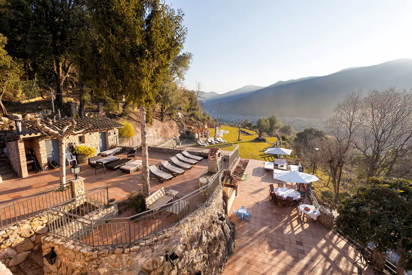 Yoga retreat Outside deking .webp
