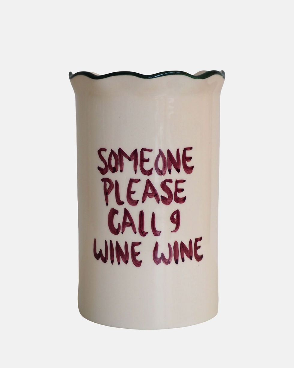 Thumbnail: Wijnkoeler 'Someone please call 9 wine wine'