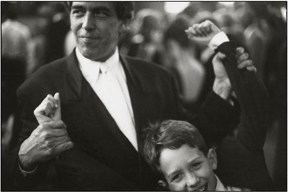 wedding photo by mark dellas