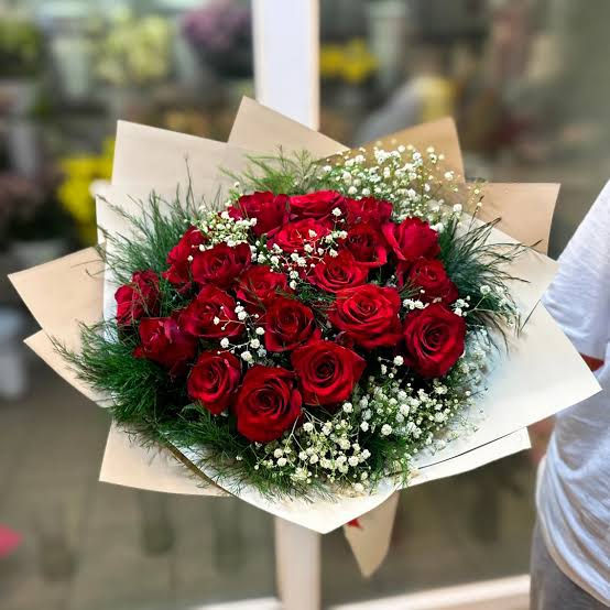 Küçük resim: 21'li ithal Kırmızı Gül Buketi