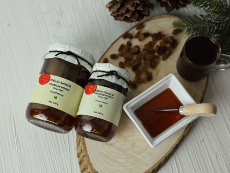 The Secret Bee Hospital: A Healing Journey with Honey Mixtures