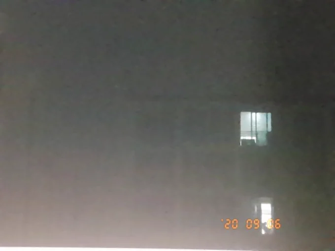 F5eFrUybkAAC5C5.webp