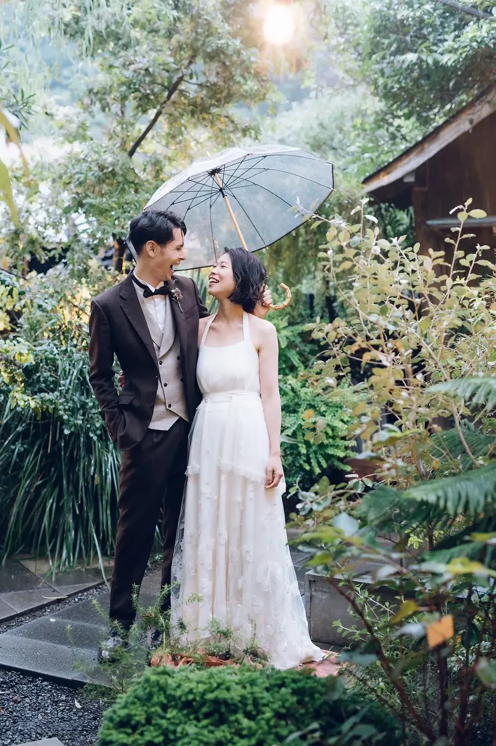 サムネイル： Garden Wedding / Brown Suit