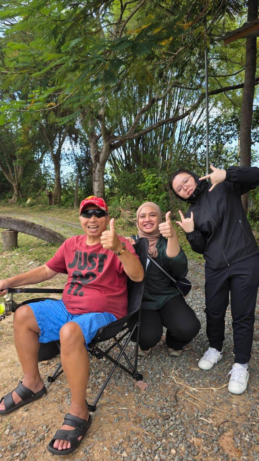 Group photo on the outing