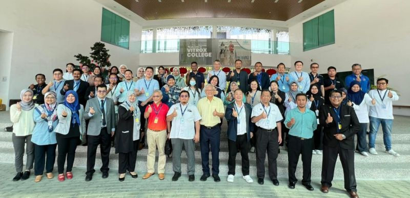 A group photo of attendees for Academy in Industry (Aii) program, organized by MPC.