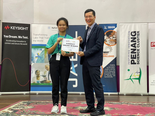 One of the Participants receiving Award