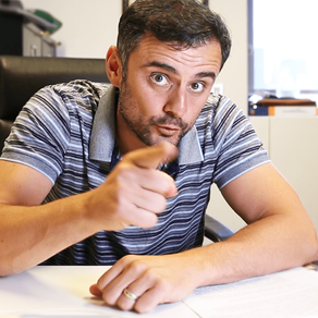 #AskGaryVee Episode 123: How Creatives Can Start Thinking Like an Entrepreneur