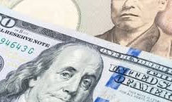 USD/JPY rebounds off downtrend line