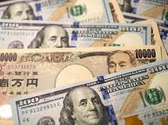 Currencies calm ahead of next round of key US data