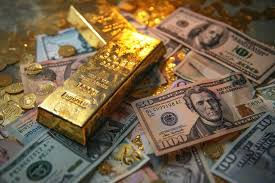 Gold declines below $3,350 on renewed USD strength