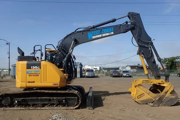 2021 John Deere 135GLC Hydraulic Excavator