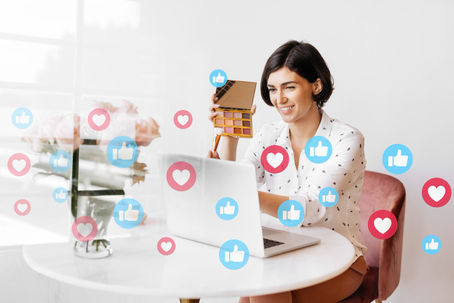 4 Reasons You Should Hire an Influencer Marketer