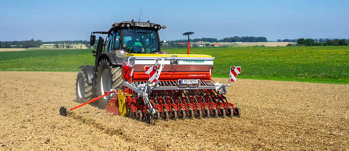 VITASEM_M_3000_DD_LION_3030_MASTER_Valtra_50-SAT.jpg
