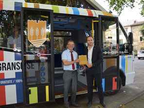 UNE NAVETTE ÉLECTRIQUE POUR LA VILLE DE GRANS