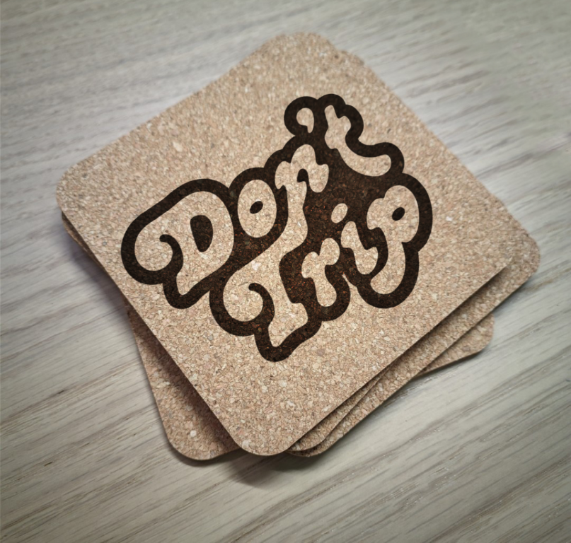Miniatura: Bases para copos personalizadas em cortiça (Pack de 6)