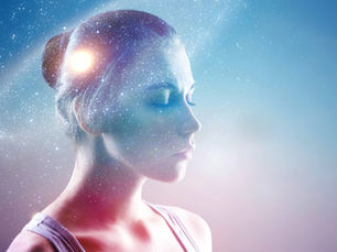 dreamy woman - Intuition, HSP’s personal GPS