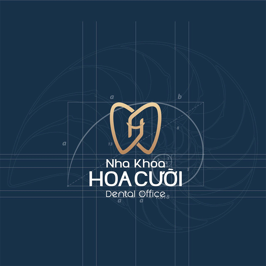 nha-khoe-hoa-cuoi.gif