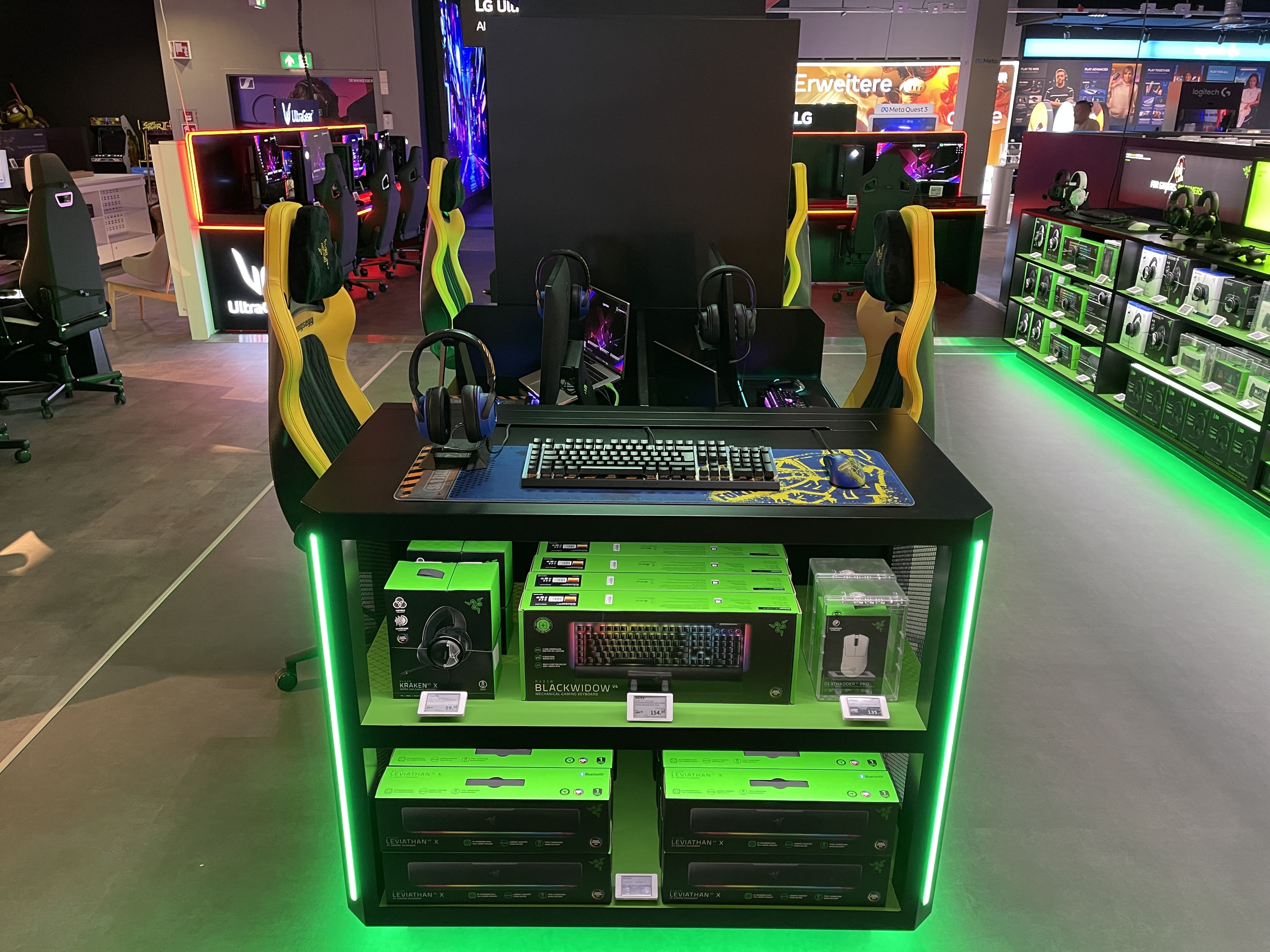 XPERION Hamburg Shop-In-Shop execution photograph