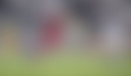 Inter vence o Santos e sobe no Brasileirão