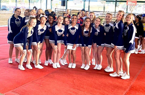 cheerleaders at fair.jpg