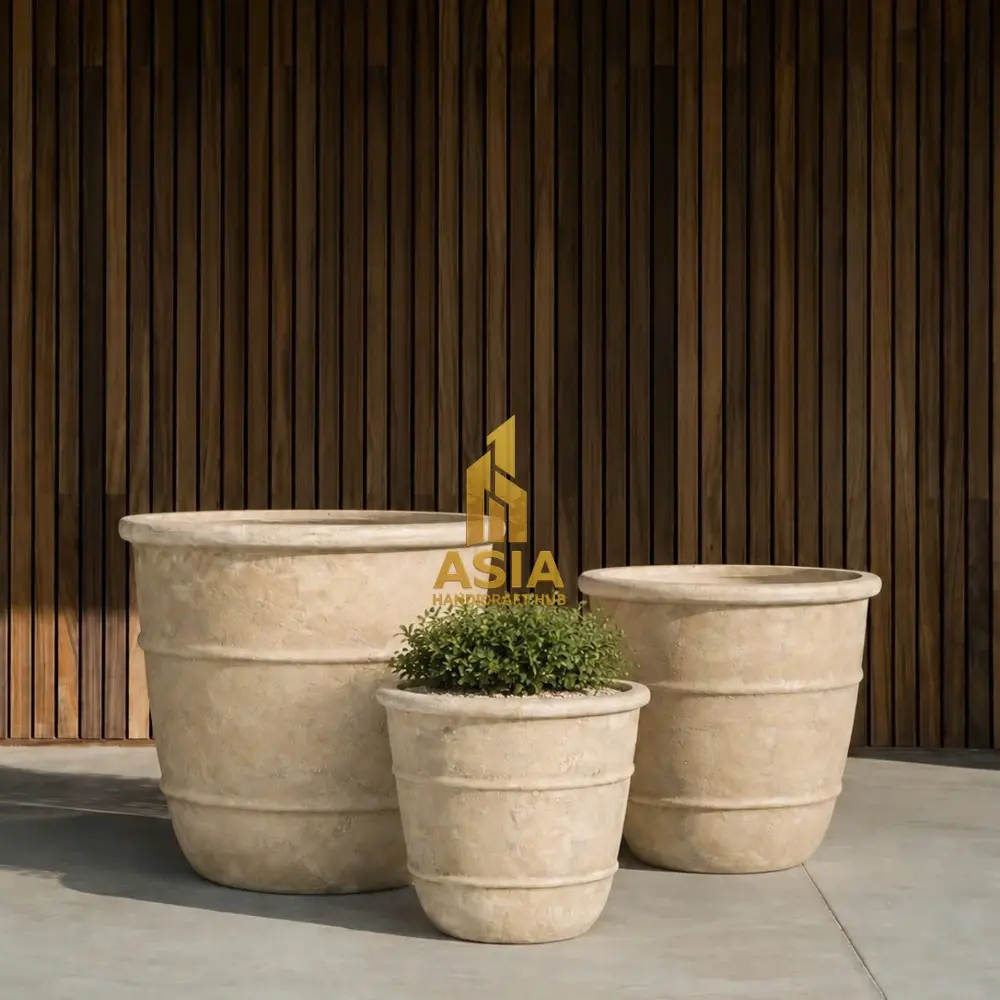 Classic Round Tapered with Rolled Rim Vietnam Terracotta Pots