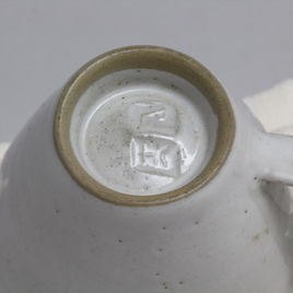 ルーシー・リー 手付きカップ 白 ルーシー・リー 手付きカップ 白 ルーシー・リー 手付きカップ 白