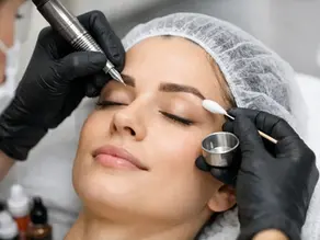 Doet permanente make up pijn? Dit mag je verwachten