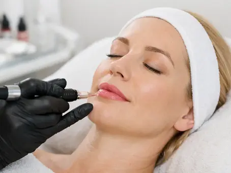 Complete gids voor uw eerste lip blush behandeling