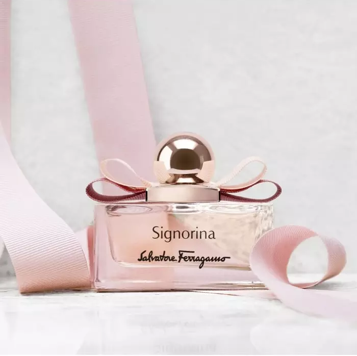 parfum SIGNORINA SALVATORE FERRARAMO Dakar Sénégal