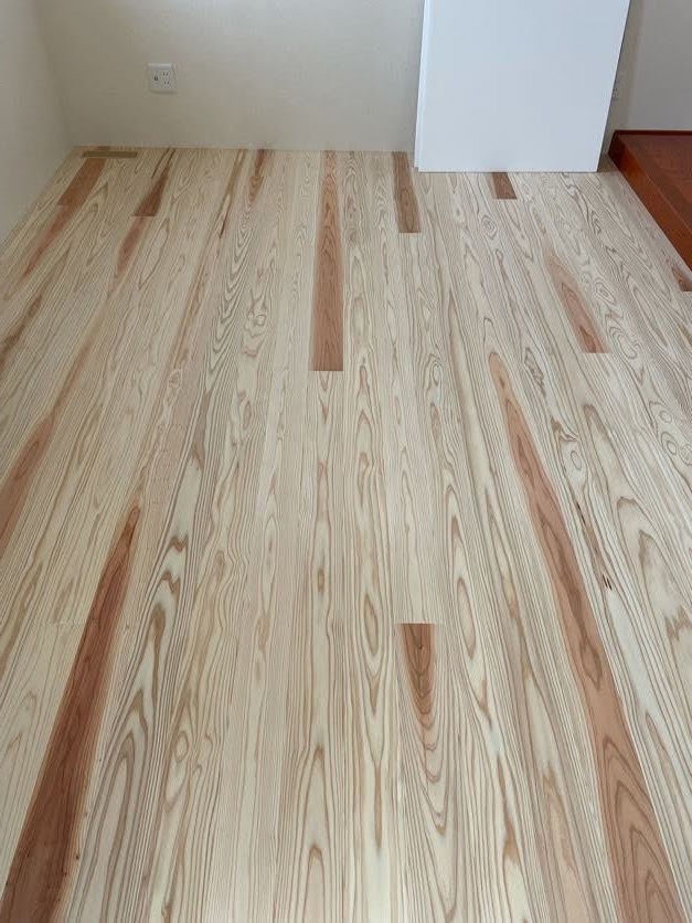 Thumbnail: 森庄の吉野杉フローリング