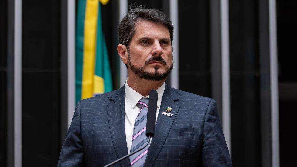 Coragem, Independência e Resultados: o Perfil que a Direita Precisa no Senado pelo Espírito Santo