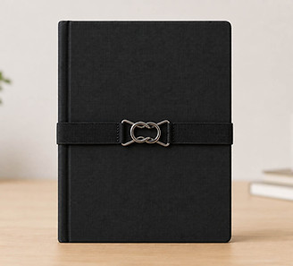 carnet avec fermoir a boucles.jpg