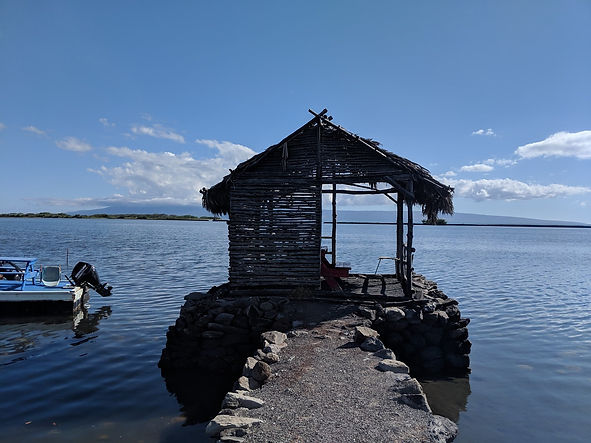 keawanuifishpond.jpg