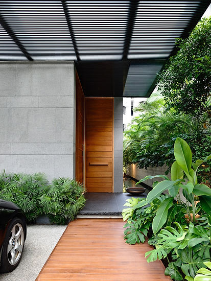 matching-wooden-door-and-walkway.jpg
