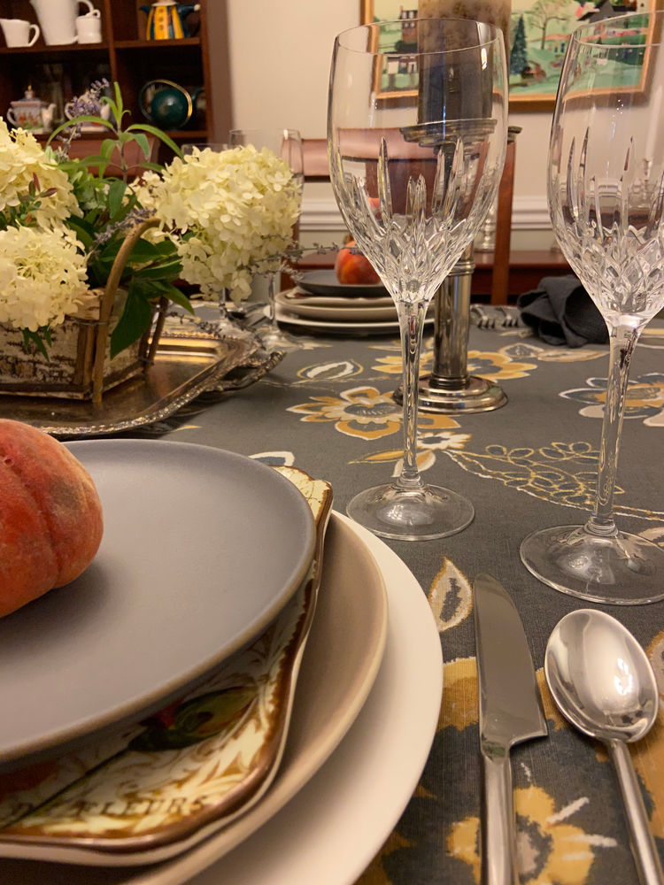 The Right Tablecloth for Your Setting