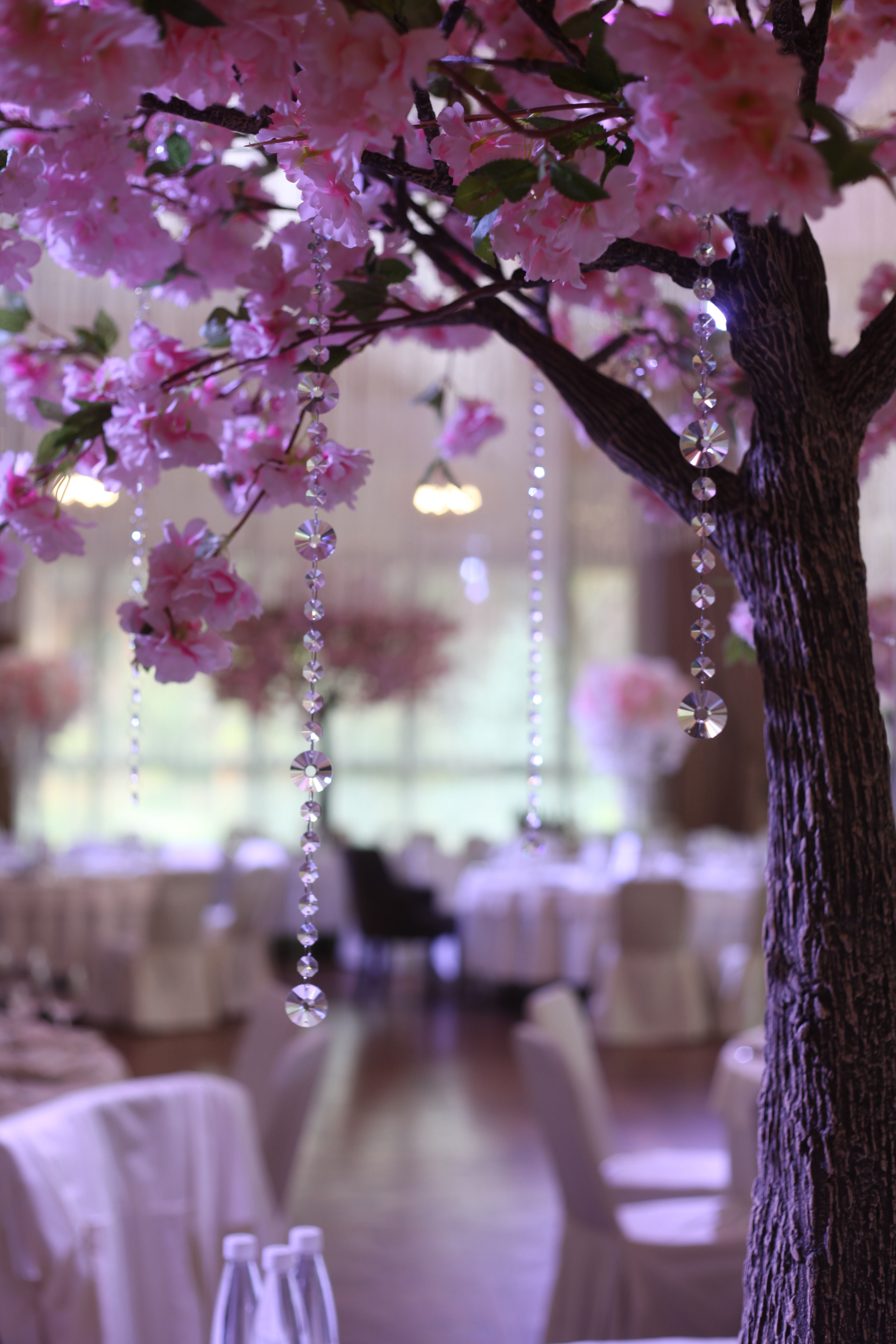 Хрустальные подвесы на дерево в аренду