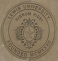 Lewis crest.jpg