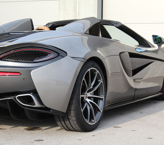 McLaren 570S Spider Autopark