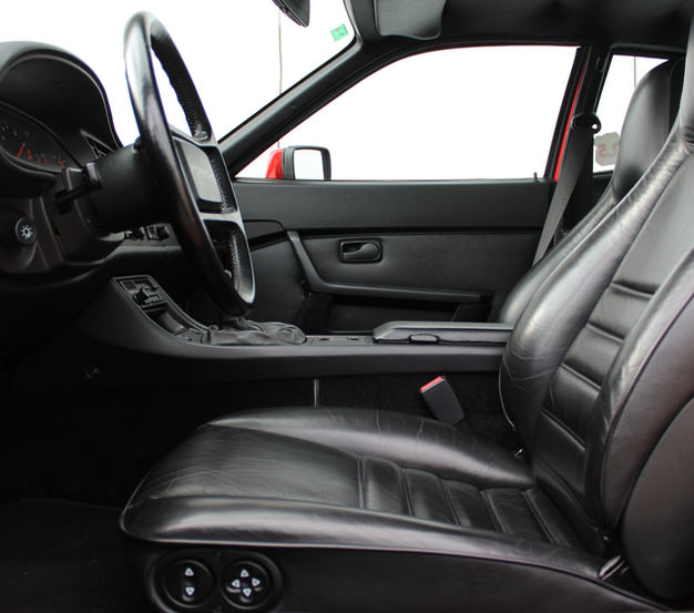 Porsche 944 Turbo 1986 - Autopark