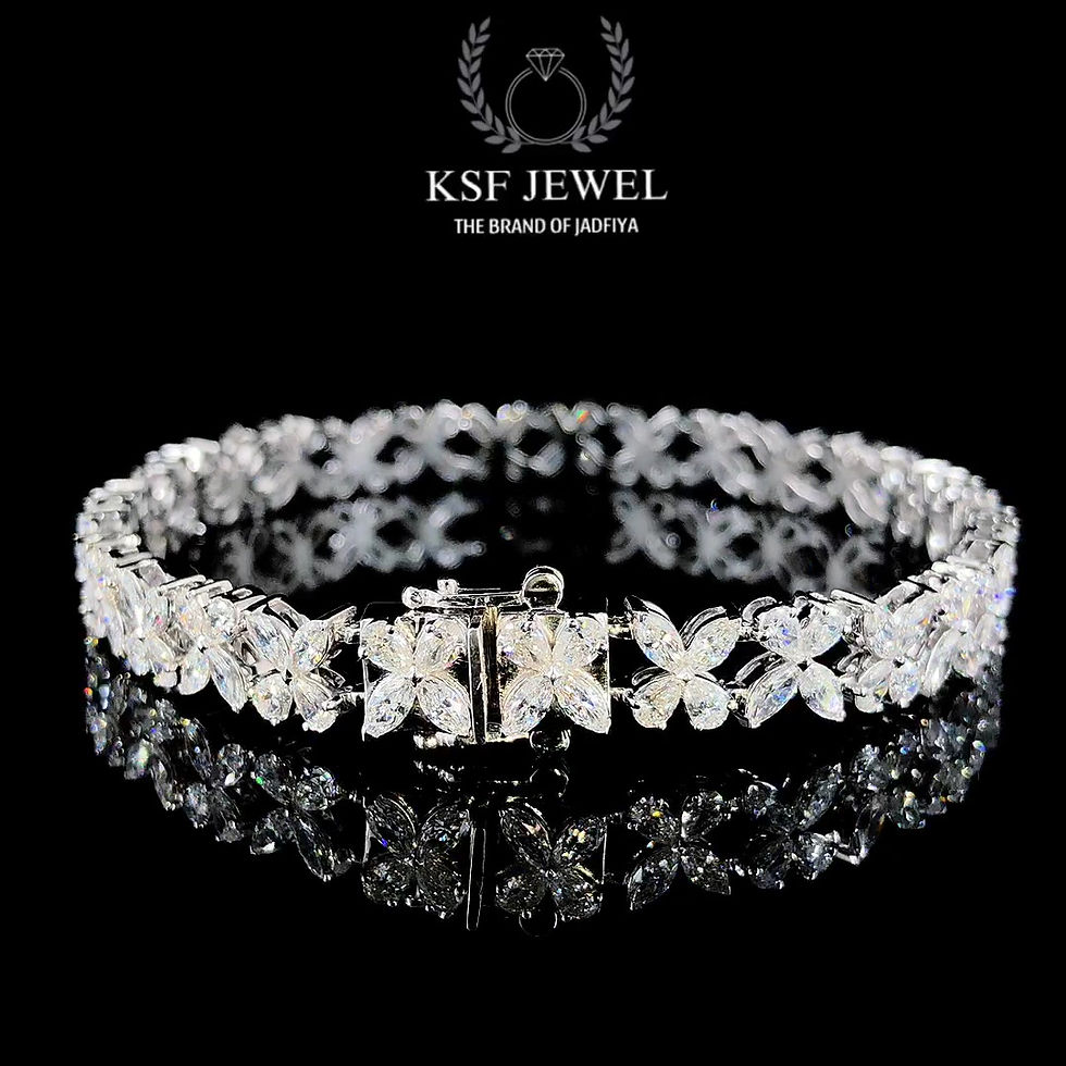 Thumbnail: Elegant 5.603 Carat Marquise Cut White Diamond Bracelet in 14K Gold-JDB-75