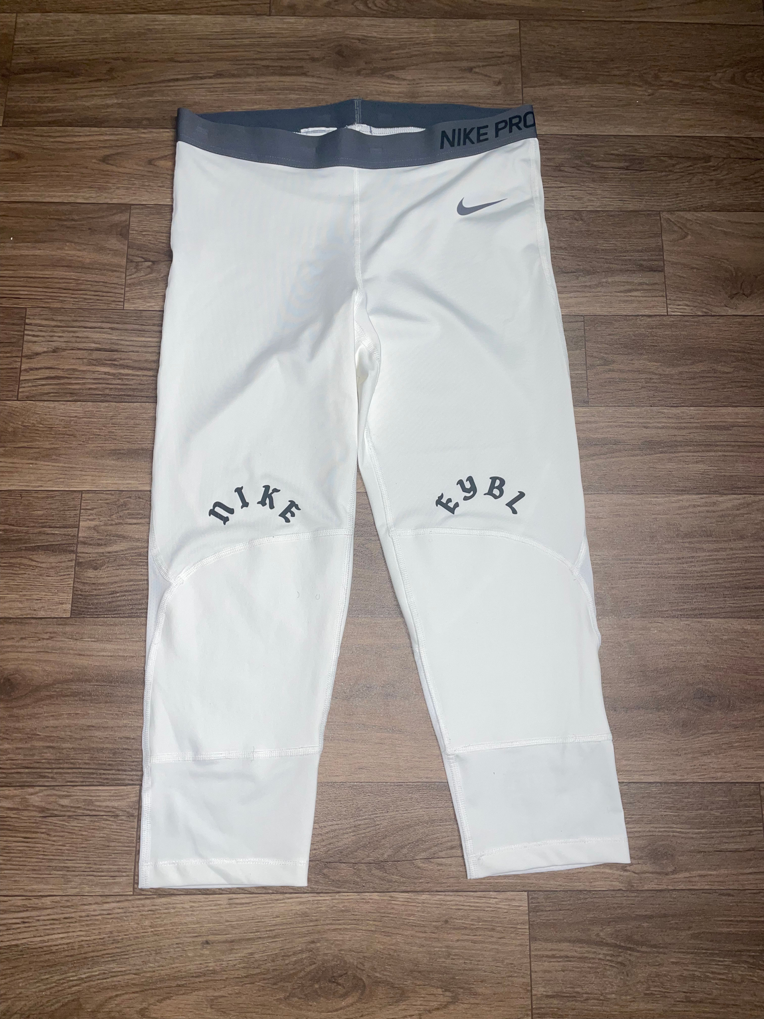Nike “EYBL Compression 3/4” New 