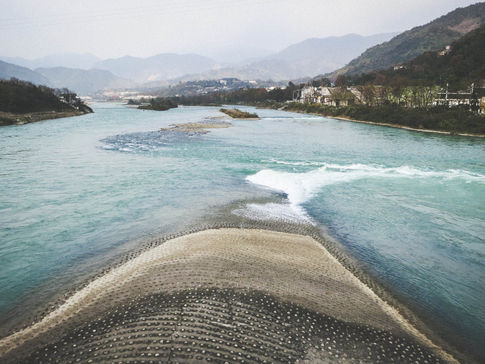 Dujiangyan City:Dujiangyan Irrigation System&Mount Qingcheng