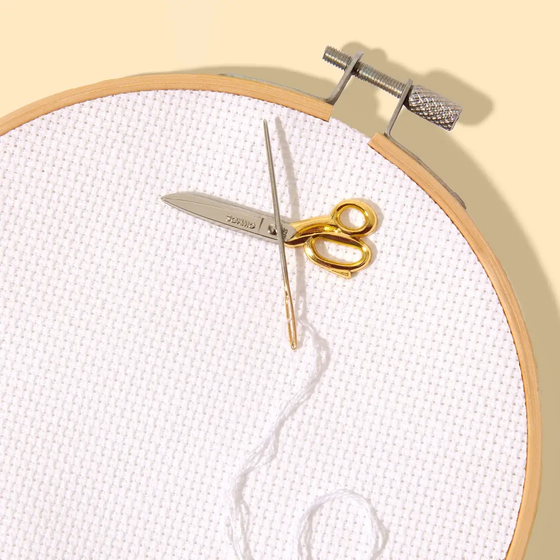 SOHMO Mini Scissors Needle Minder - Enamel Replica of sohmGold Tailoring Scissor
