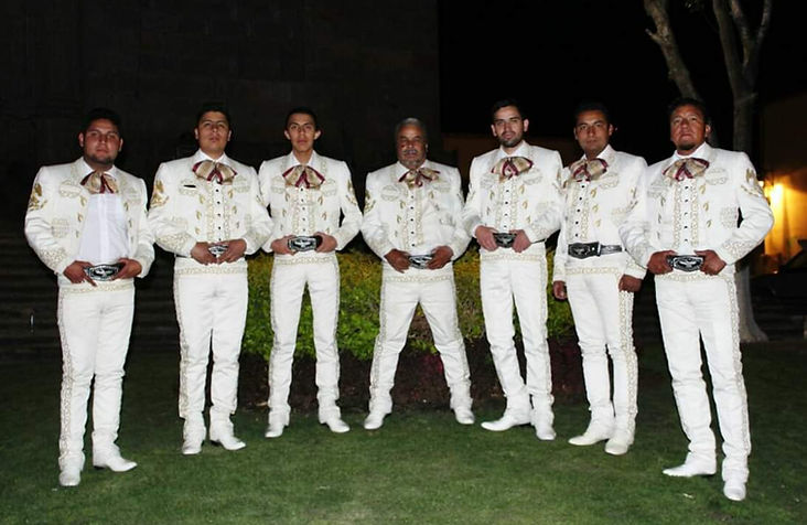 SOMOS EL MEJOR MARIACHI Y TU MEJOR OPCION