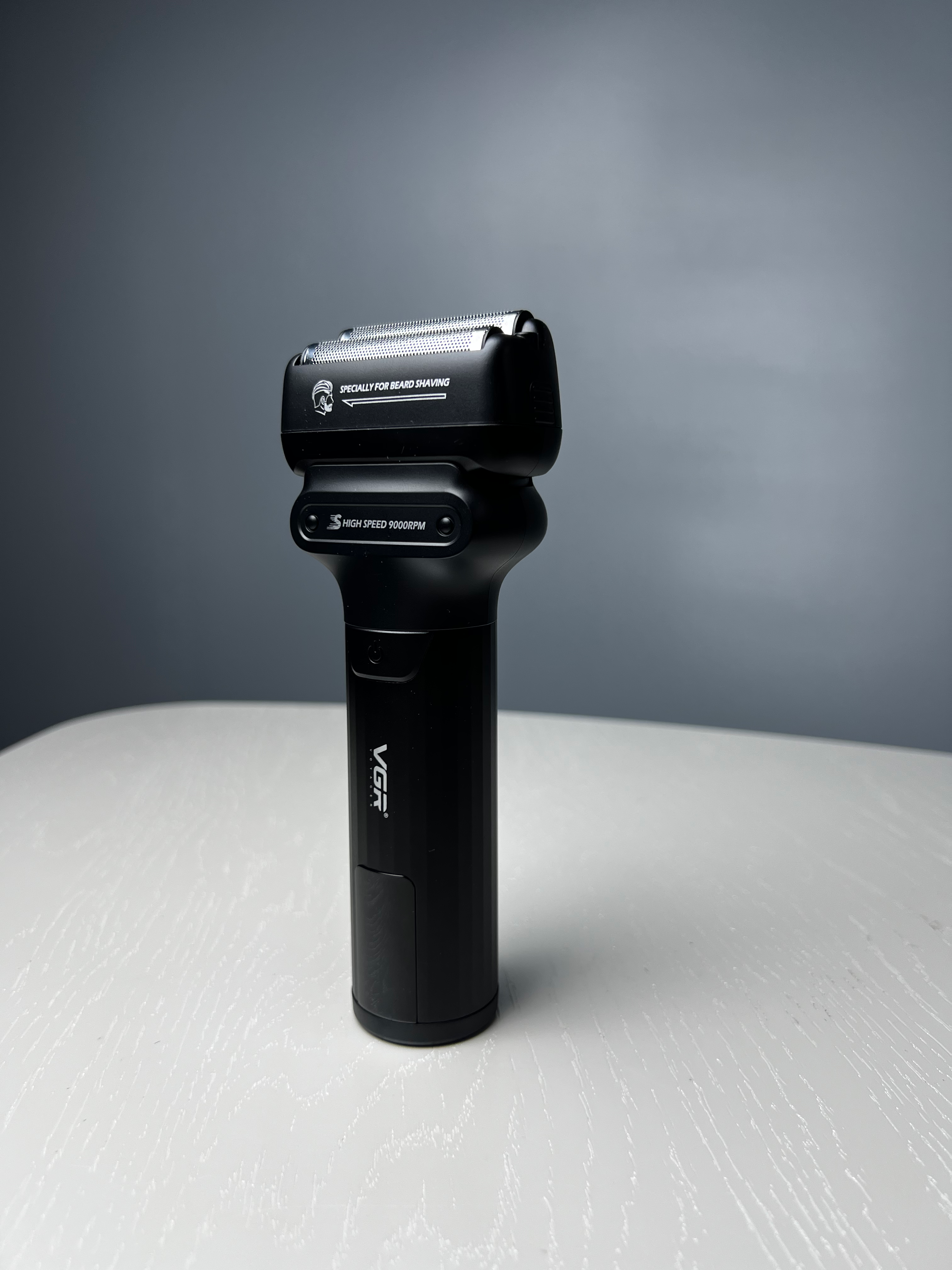 VGR Professional Shaver V-368