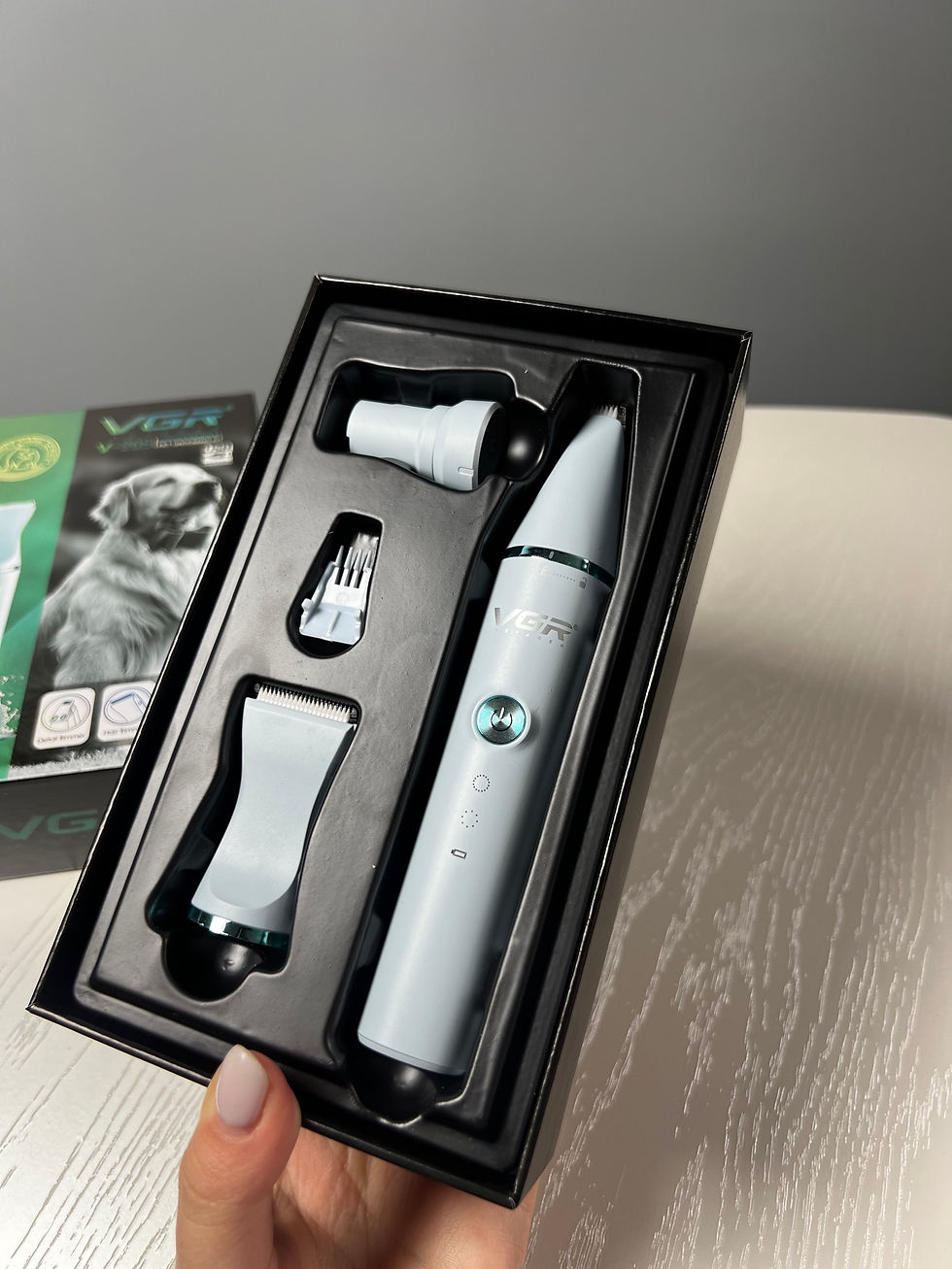 Прев'ю: VGR Professional Grooming Kit V-205